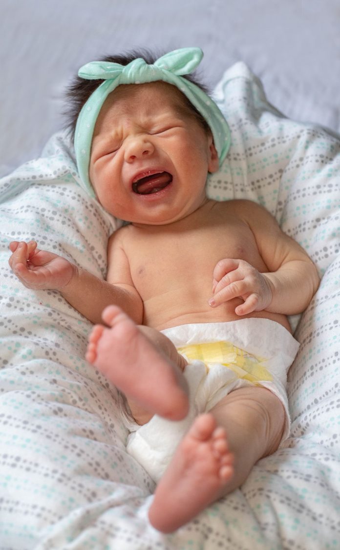 Doymayan Bebek Kaka Yapar mı? İnvidyo